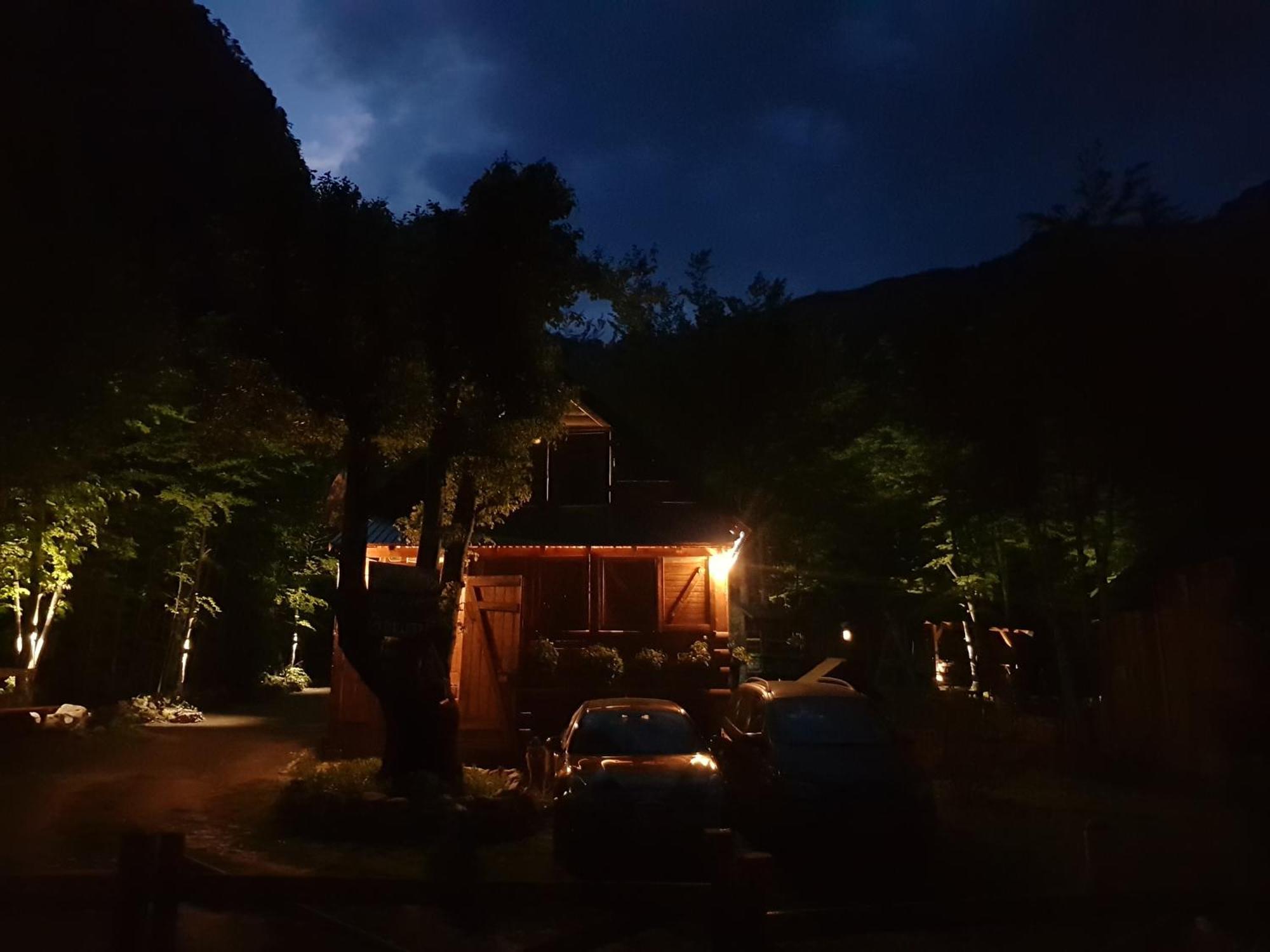 Bungalows Prokletije Gusinje 外观 照片