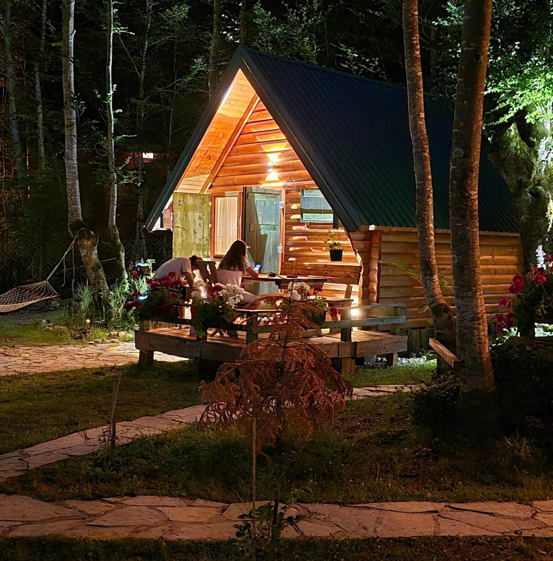 Bungalows Prokletije Gusinje 外观 照片
