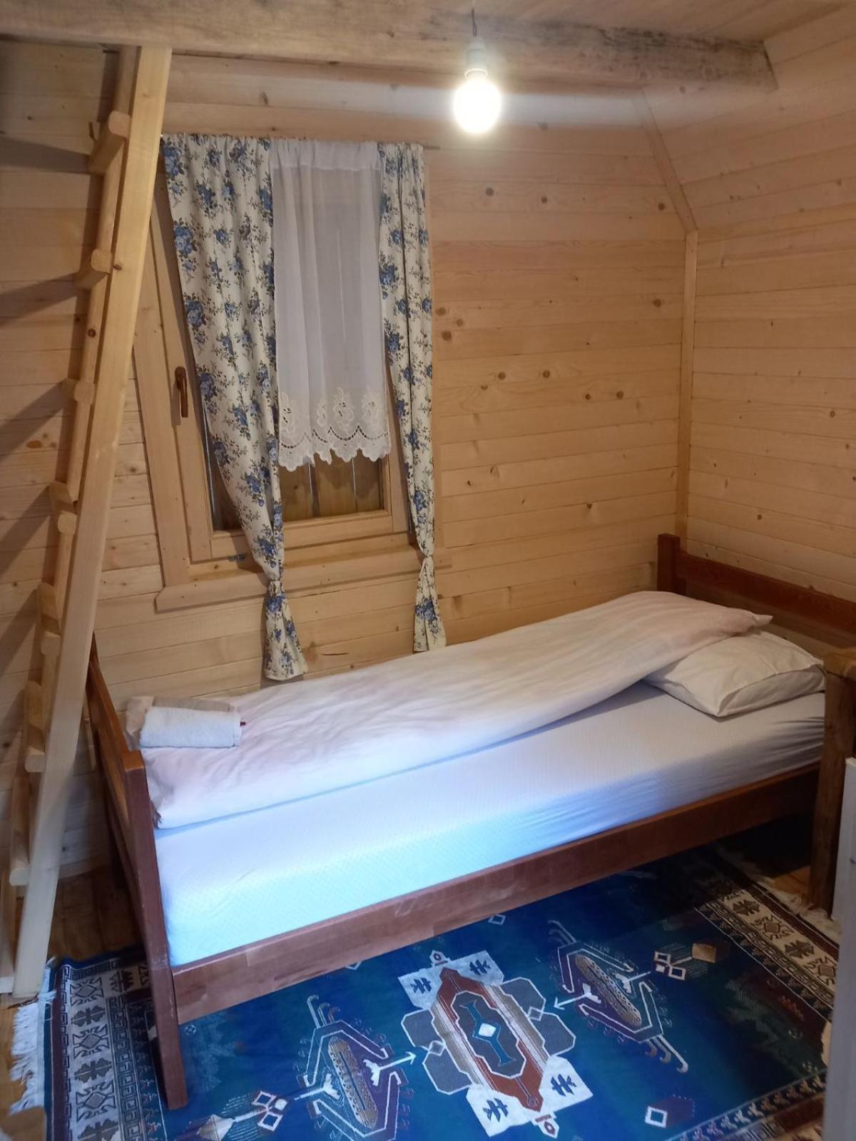 Bungalows Prokletije Gusinje 外观 照片