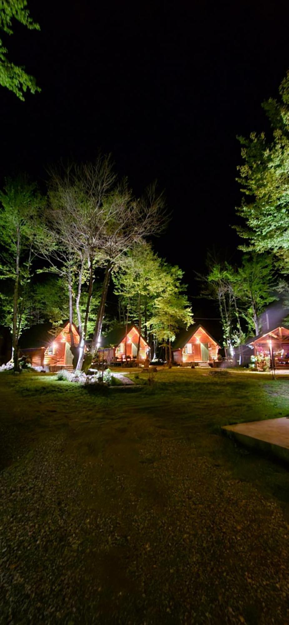 Bungalows Prokletije Gusinje 外观 照片