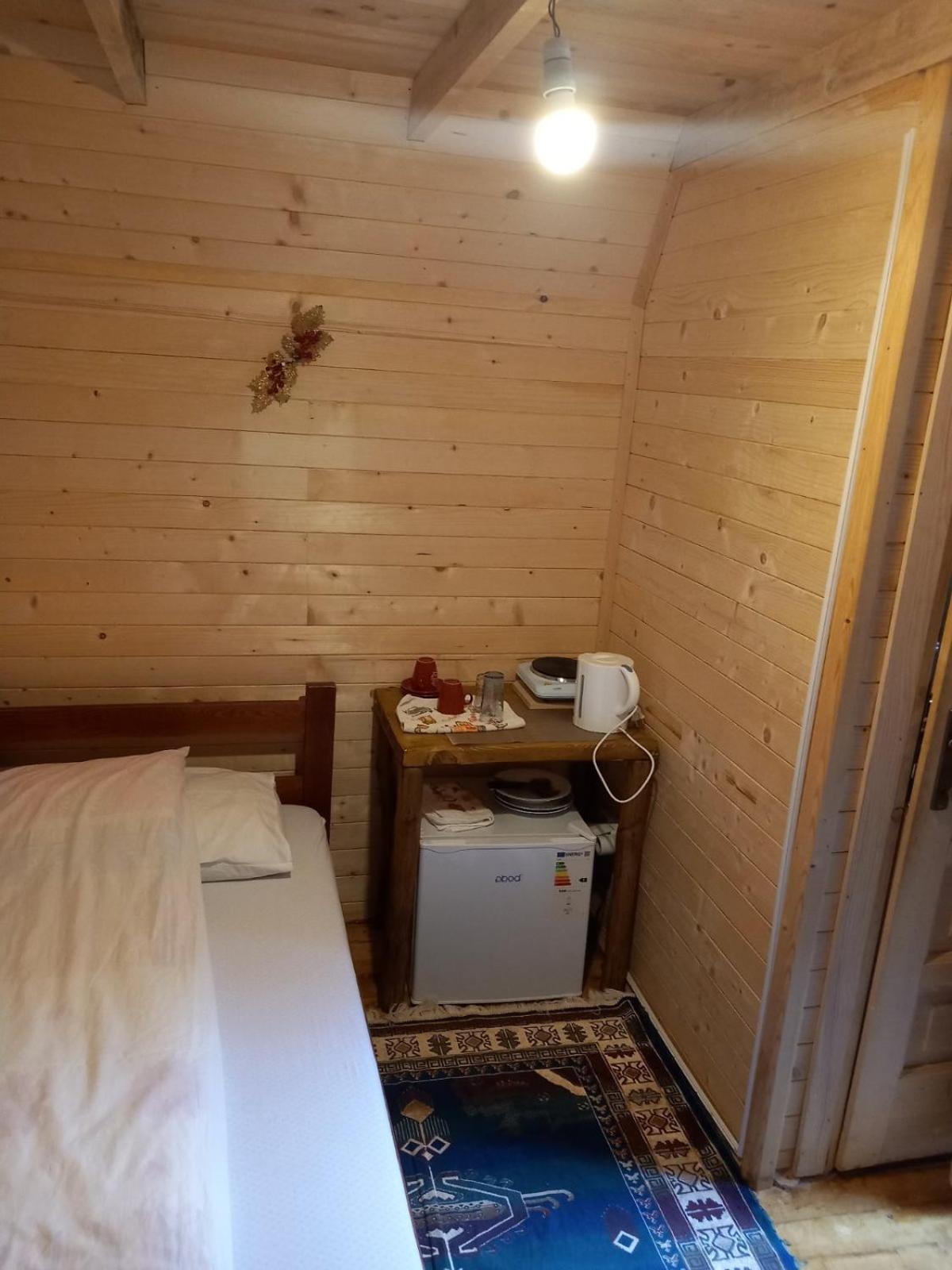 Bungalows Prokletije Gusinje 外观 照片