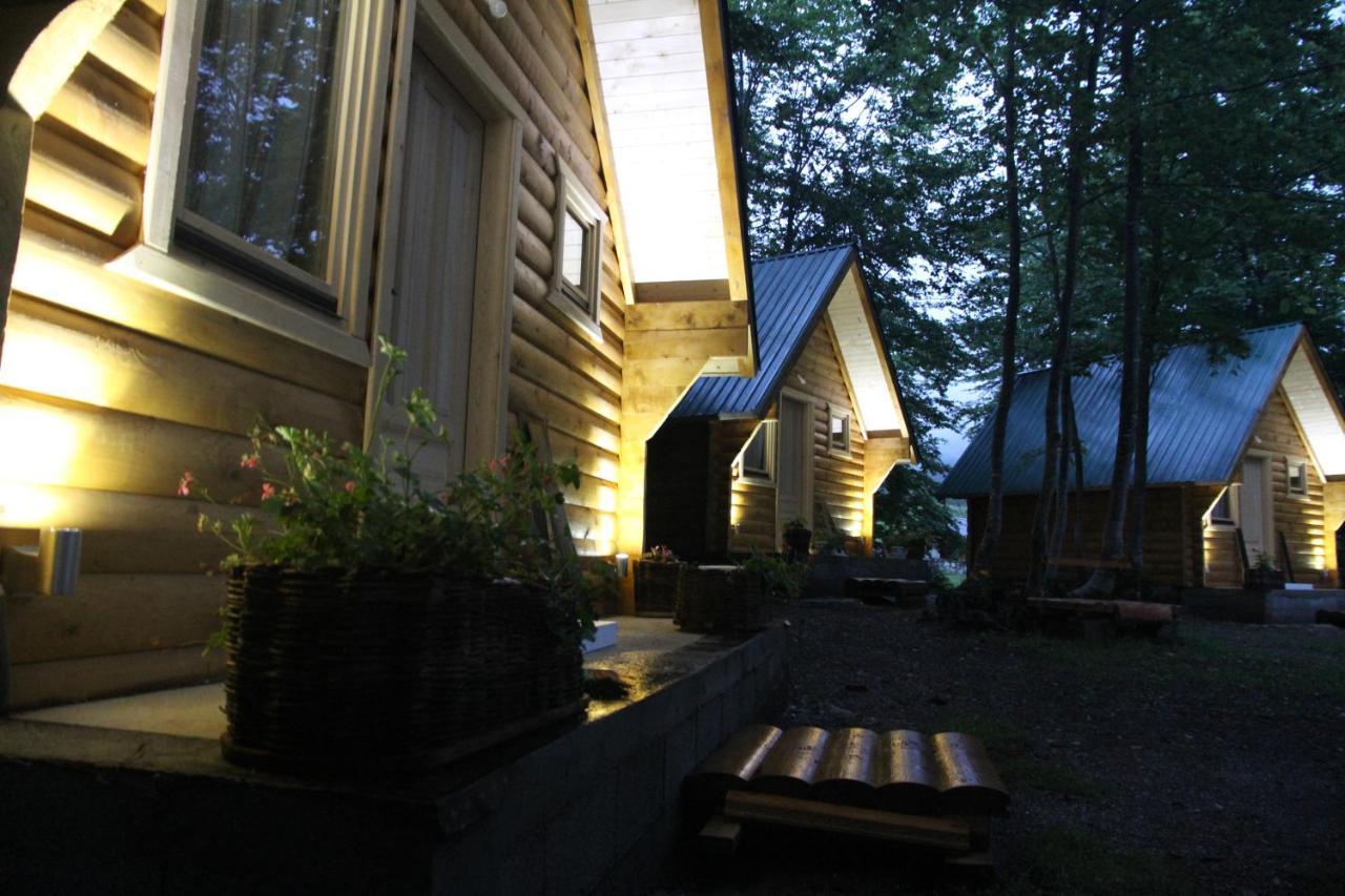 Bungalows Prokletije Gusinje 外观 照片